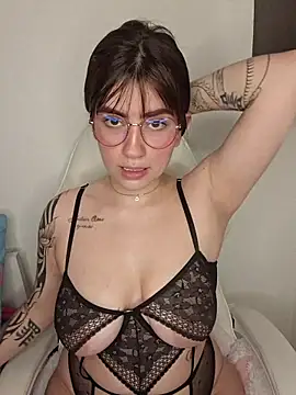 kuritto  online show from February 2026 12:01:01 AM