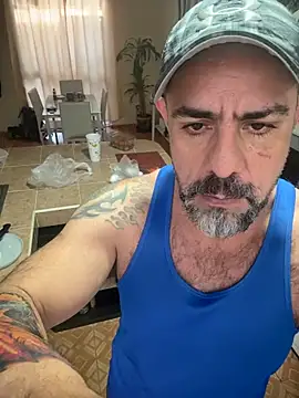 Snapshot of wolfbucker chatting on March 2026 01:48:02 PM wolfbucker online show from March 2026 01:48:02 PM