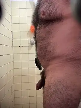 Snapshot of wolfbucker chatting on April 2026 06:52:01 PM wolfbucker online show from April 2026 06:52:01 PM