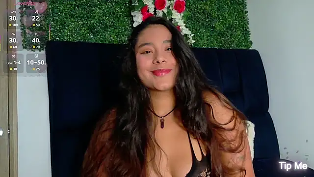 Snapshot of AnnaSmiles chatting on March 2026 04:43:01 PM AnnaSmiles online show from March 2026 04:43:01 PM