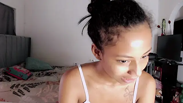 Snapshot of linda_brown_ chatting on February 2026 12:38:01 PM linda brown online show from February 2026 12:38:01 PM