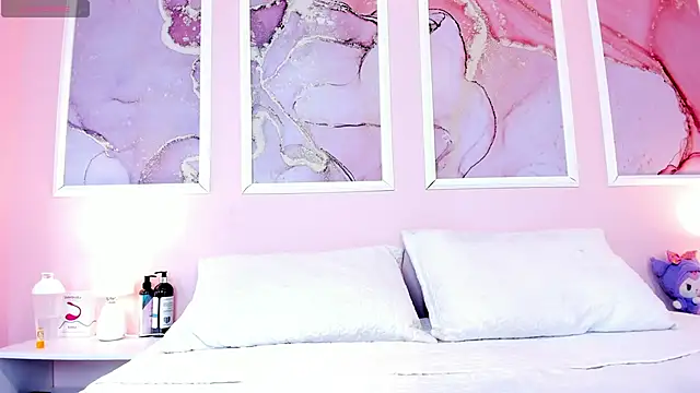 Katteyes   online show from January 2026 12:32:02 PM