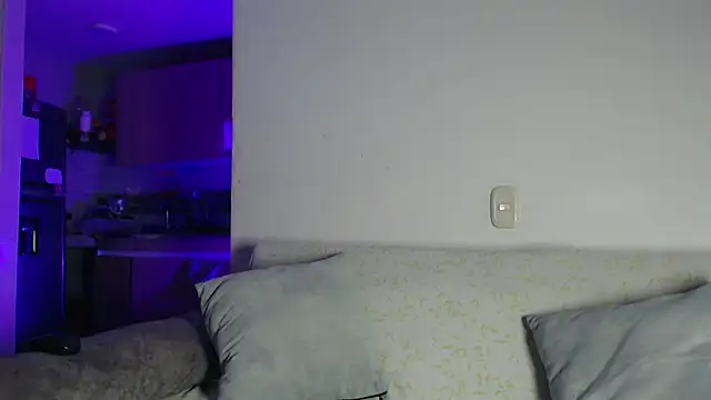 Snapshot of samanta_xi chatting on March 2026 04:34:02 AM samanta xi online show from March 2026 04:34:02 AM