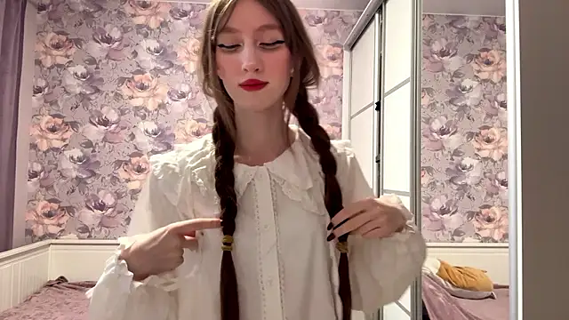 NyxoraX online show from February 2026 01:43:01 PM