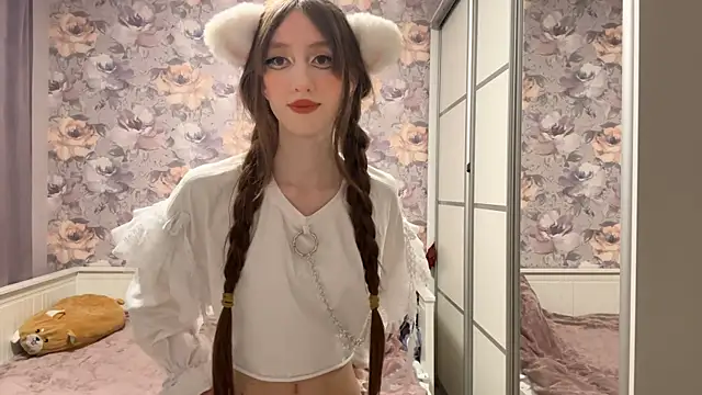 NyxoraX online show from February 2026 02:57:02 PM