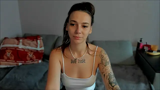 AnnaMized online show from February 2026 07:32:02 AM