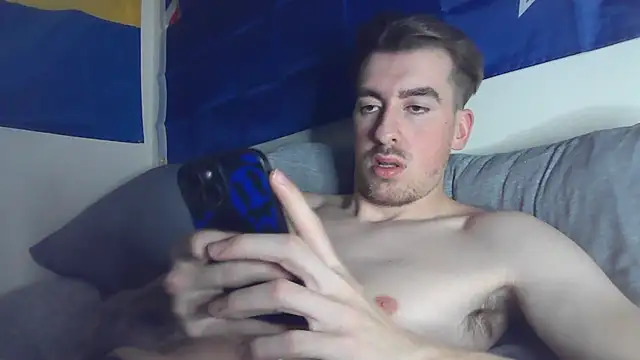 Snapshot of essexboy_2002 chatting on January 2026 11:43:02 PM essexboy 2002 online show from January 2026 11:43:02 PM