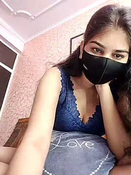 babydoll7172 online show from February 2026 01:33:01 AM