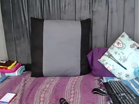 Snapshot of Sexy_Doll_xXx chatting on February 2026 05:14:01 PM Sexy Doll xXx online show from February 2026 05:14:01 PM