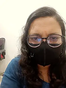 piryasharma005 online show from January 2026 12:18:01 PM