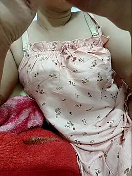 linhha23 online show from April 2026 01:50:02 PM