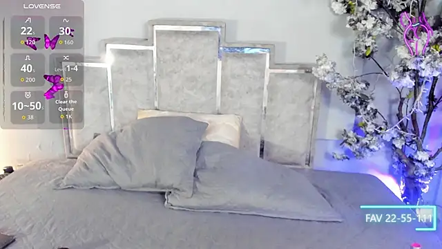Yasminbrattz online show from June 2026 11:58:01 AM