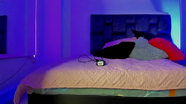 Liamsubtle01 online show from February 2026 11:16:01 AM