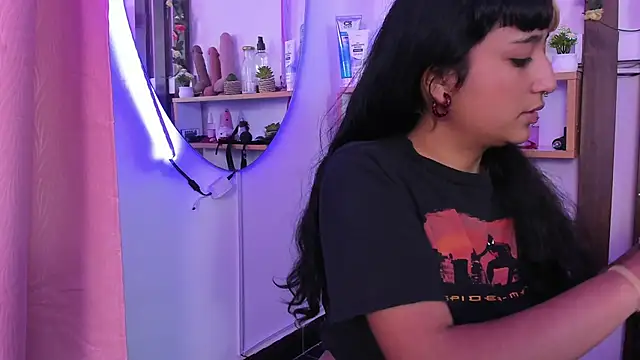 MeowMota  online show from April 2026 07:16:02 PM