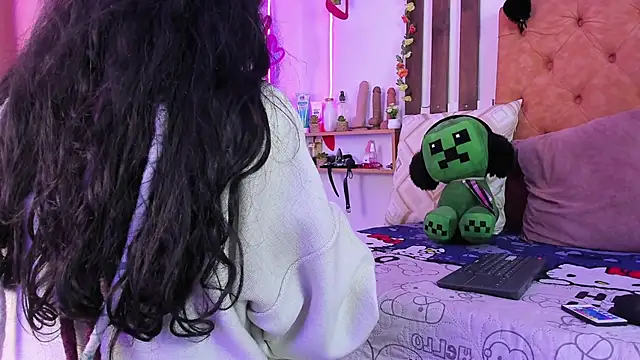 MeowMota  online show from April 2026 06:03:02 PM