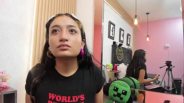 MeowMota  online show from June 2026 04:33:01 PM