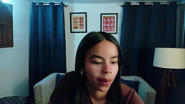 Snapshot of SofiaMante_ chatting on June 2026 10:56:02 PM SofiaMante online show from June 2026 10:56:02 PM