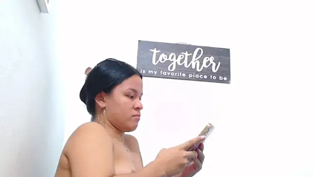 alejandra c19c online show from June 2026 05:05:01 AM