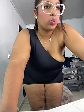 Snapshot of NataliaMillers chatting on July 2026 03:08:01 AM NataliaMillers online show from July 2026 03:08:01 AM