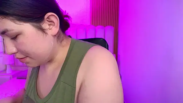 azul veraa online show from February 2026 12:15:01 PM