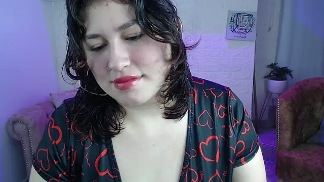azul veraa online show from April 2026 12:29:02 PM