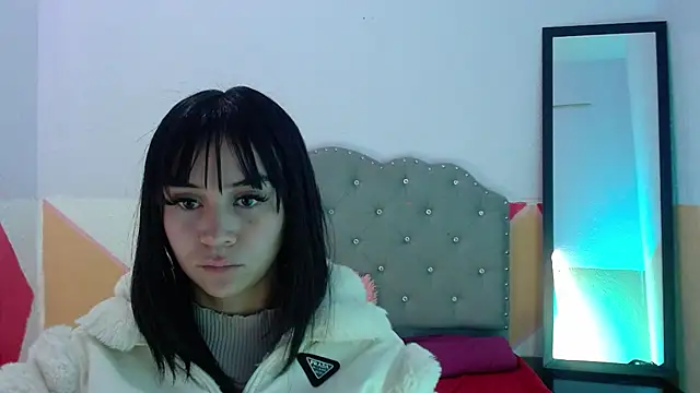 Snapshot of sofiaspring chatting on July 2026 03:47:01 PM sofiaspring online show from July 2026 03:47:01 PM