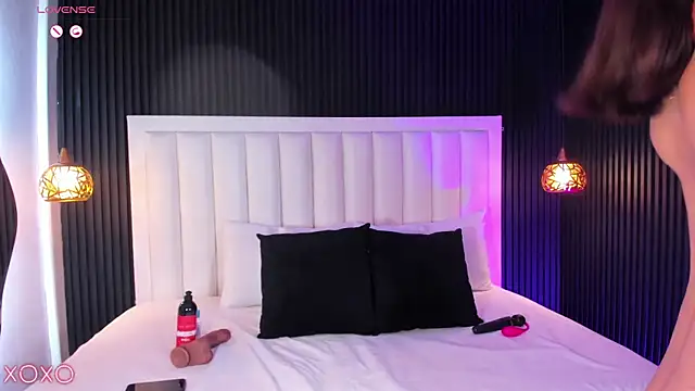 PandoraMiller online show from February 2026 05:06:02 PM