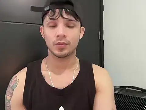 Snapshot of bigjacksonxh chatting on January 2026 09:39:02 PM bigjacksonxh online show from January 2026 09:39:02 PM