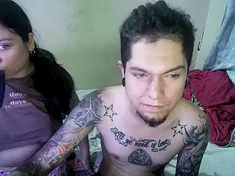 Snapshot of steffandjoshh420 chatting on February 2026 11:56:01 PM steffandjoshh420 online show from February 2026 11:56:01 PM