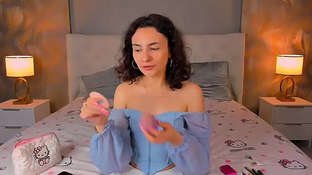 RIANA SI online show from May 2026 09:01:01 PM