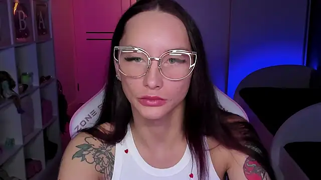 SibylVex online show from January 2026 05:01:02 AM