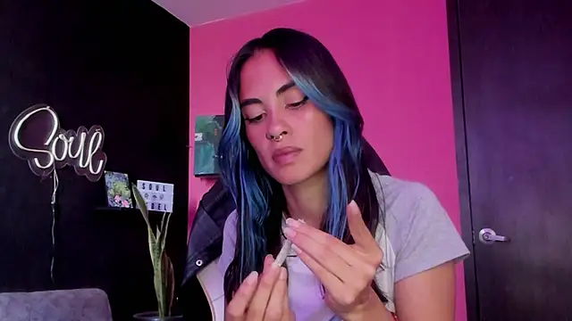 azula lillet online show from March 2026 08:47:01 PM