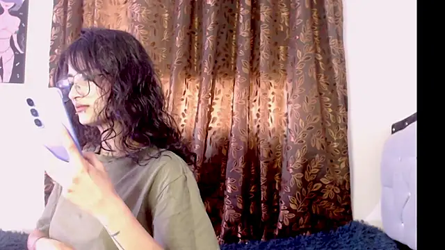 Lili clan10 online show from February 2026 09:08:01 PM