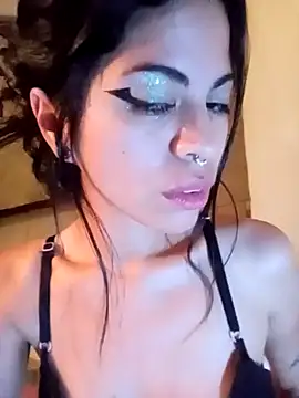 Chiquitoperopeligroso4 online show from February 2026 05:44:01 AM