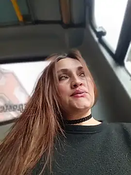 Alejandra N online show from June 2026 07:40:01 PM