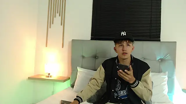 johnny blake  online show from February 2026 02:53:01 AM