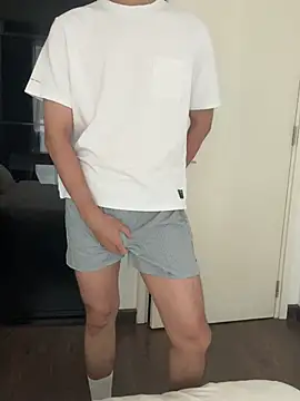 Snapshot of Dickieplay001 chatting on March 2026 09:02:02 AM Dickieplay001 online show from March 2026 09:02:02 AM