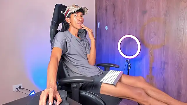 neitan miller  online show from February 2026 10:50:02 PM