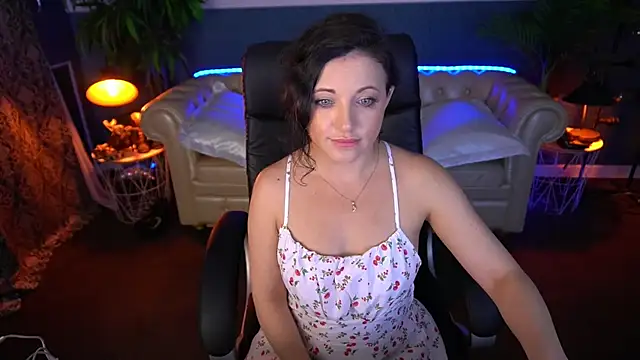 Dafni Monn online show from June 2026 05:41:01 AM