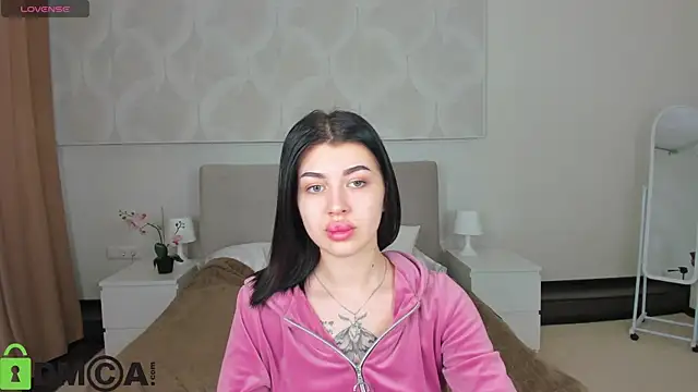 Karolina Kar online show from February 2026 07:45:01 AM