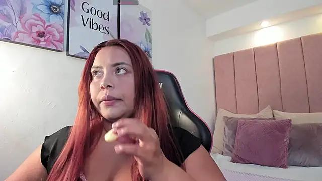 Snapshot of tatikanyx chatting on April 2026 11:54:02 AM tatikanyx online show from April 2026 11:54:02 AM