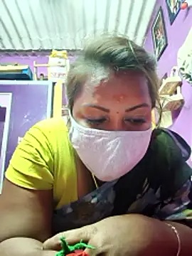 Snapshot of Tamil_Hot_Priya chatting on February 2026 04:58:02 PM Tamil Hot Priya online show from February 2026 04:58:02 PM