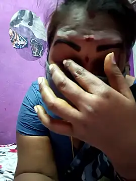 Snapshot of Tamil_Hot_Priya chatting on March 2026 04:50:01 AM Tamil Hot Priya online show from March 2026 04:50:01 AM