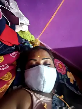 Snapshot of Tamil_Hot_Priya chatting on March 2026 07:47:02 AM Tamil Hot Priya online show from March 2026 07:47:02 AM