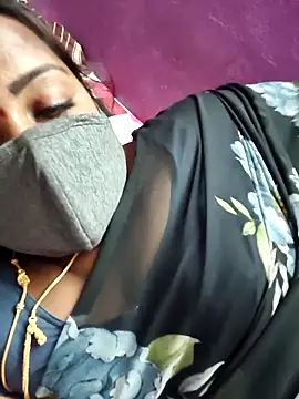 Snapshot of Tamil_Hot_Priya chatting on March 2026 05:41:01 PM Tamil Hot Priya online show from March 2026 05:41:01 PM