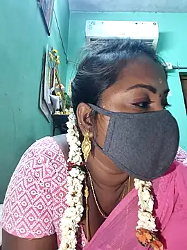 Snapshot of Tamil_Hot_Priya chatting on April 2026 08:29:01 PM Tamil Hot Priya online show from April 2026 08:29:01 PM