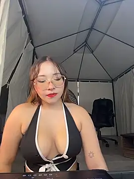 AliciaWhite nt online show from June 2026 12:32:02 AM
