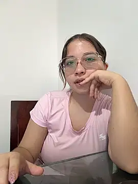 AliciaWhite nt online show from June 2026 04:49:02 PM