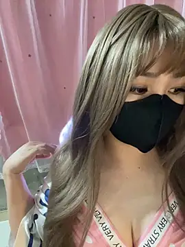 -Violet-t online show from April 2026 02:30:01 PM