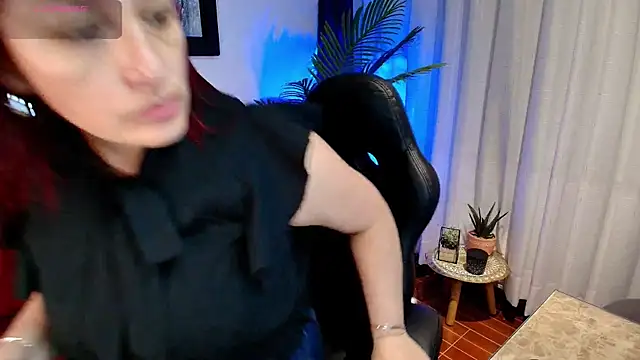 Snapshot of VictoriaPaker chatting on July 2026 10:54:02 AM VictoriaPaker online show from July 2026 10:54:02 AM
